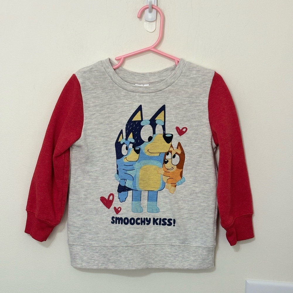 Bluey Kids Shirt‎ with Red Sleeves